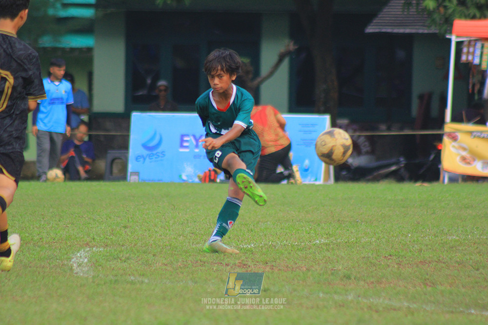 ijl u14 111025 indonesia muda utara vs metra muda soccer school