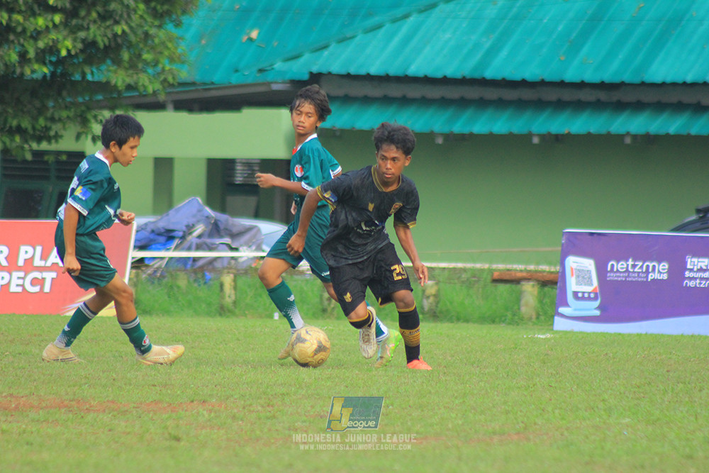 ijl u14 111025 indonesia muda utara vs metra muda soccer school