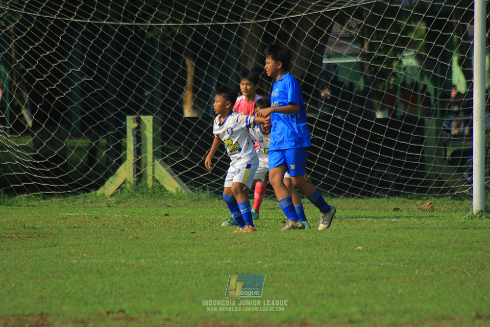 ijl u14 111025 pam jaya fa vs wins soccer school