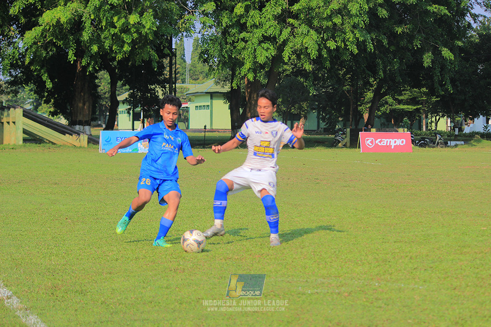 ijl u14 111025 pam jaya fa vs wins soccer school
