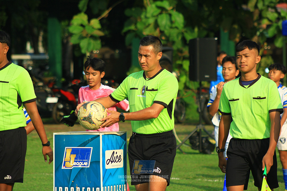 ijl u14 111025 pam jaya fa vs wins soccer school
