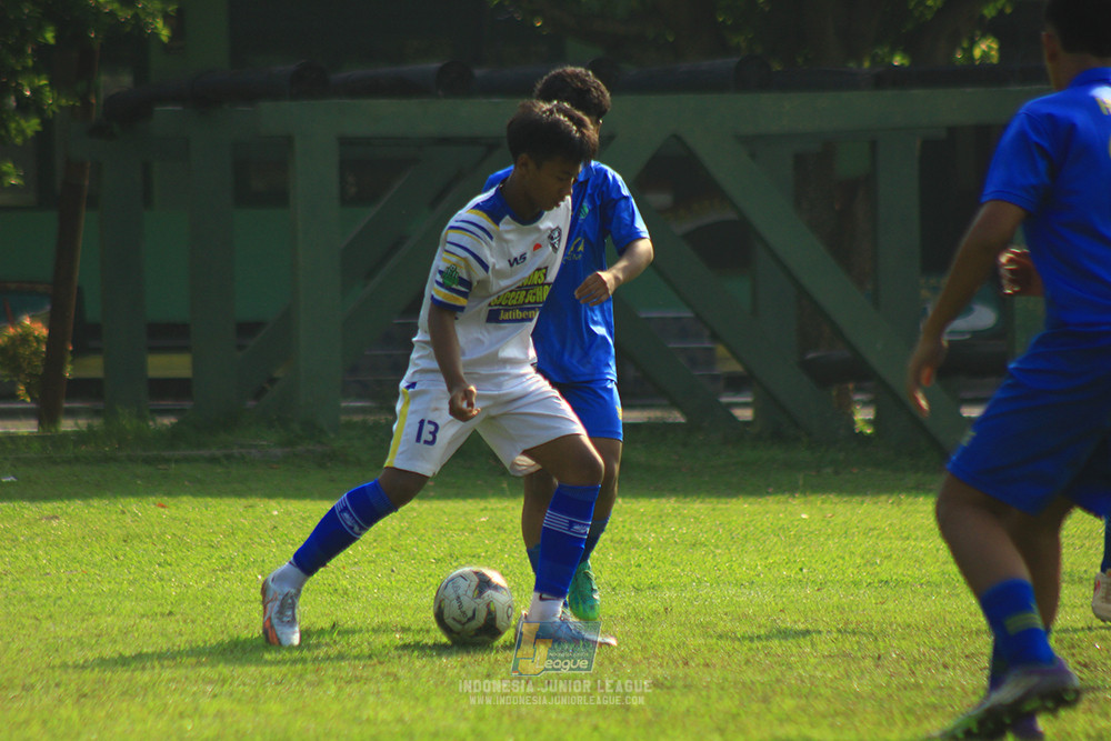 ijl u14 111025 pam jaya fa vs wins soccer school