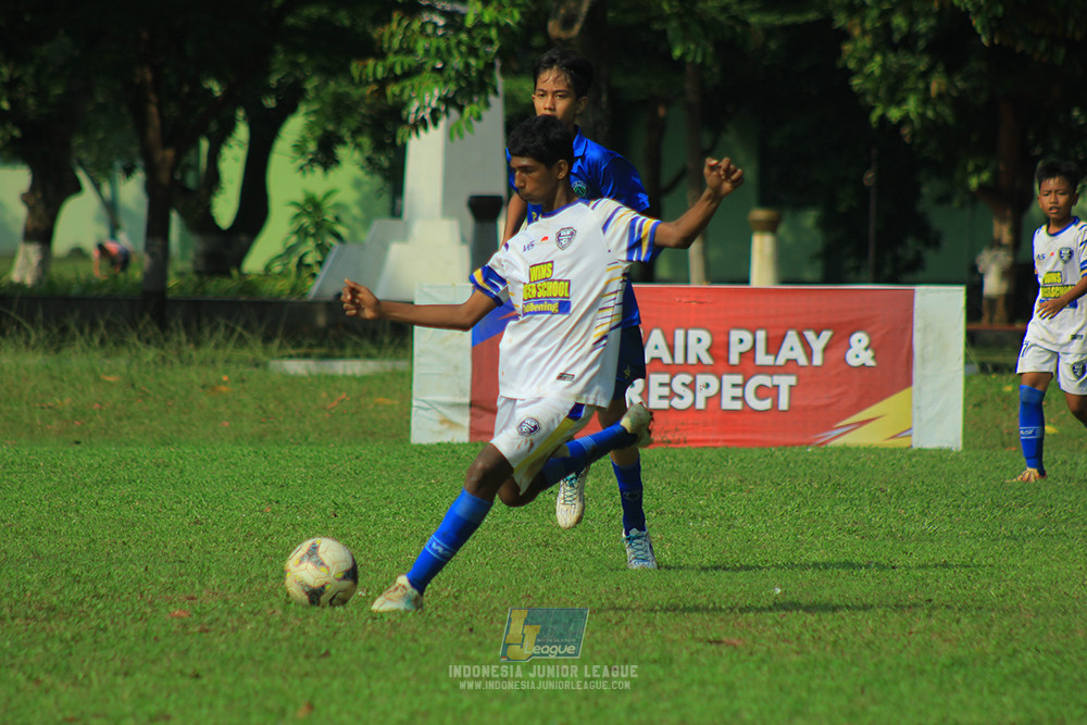 ijl u14 111025 pam jaya fa vs wins soccer school