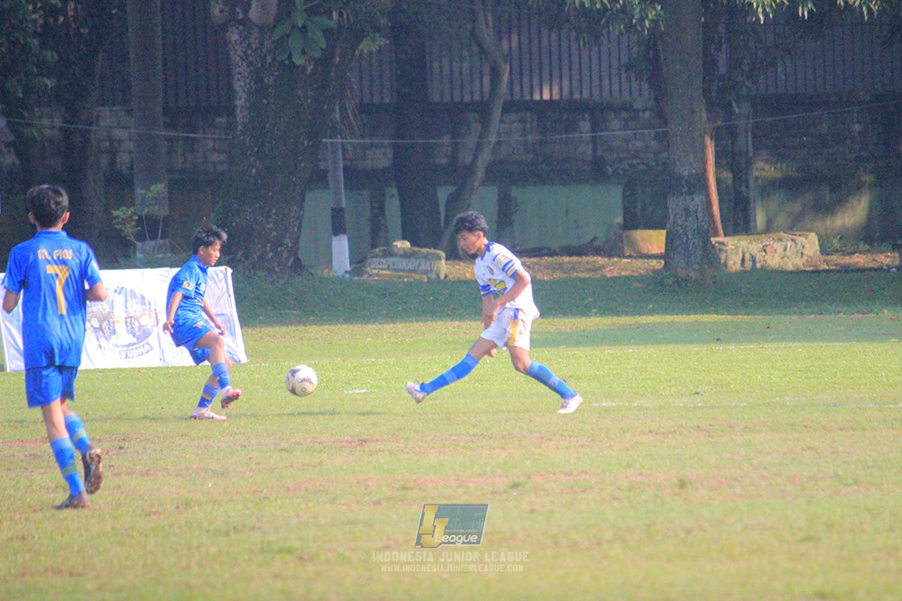 ijl u14 111025 pam jaya fa vs wins soccer school