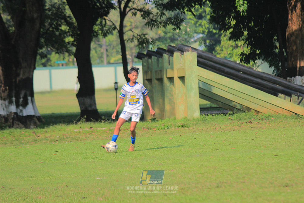 ijl u14 111025 pam jaya fa vs wins soccer school