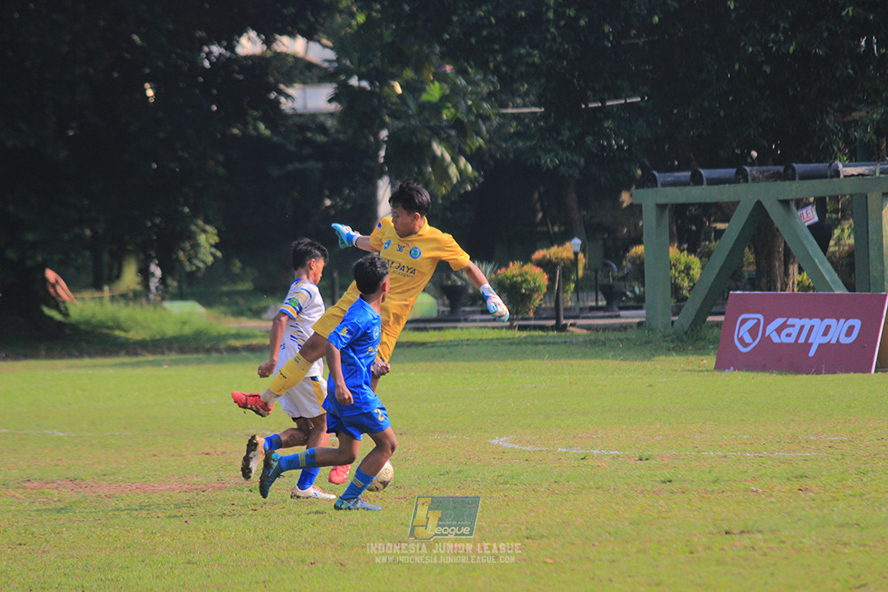 ijl u14 111025 pam jaya fa vs wins soccer school