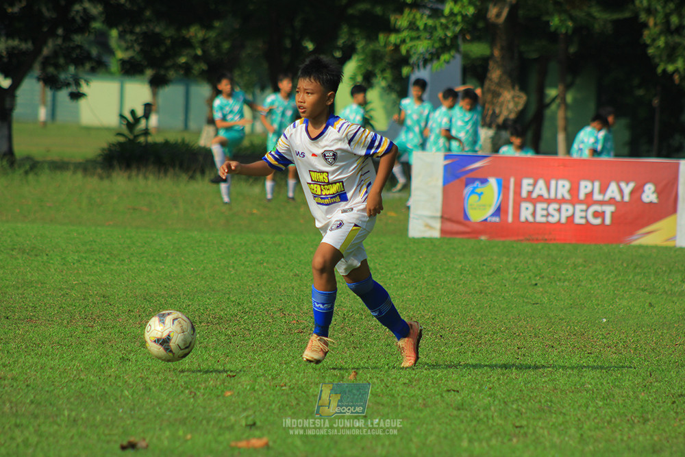 ijl u14 111025 pam jaya fa vs wins soccer school