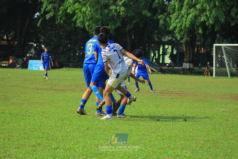ijl u14 111025 pam jaya fa vs wins soccer school