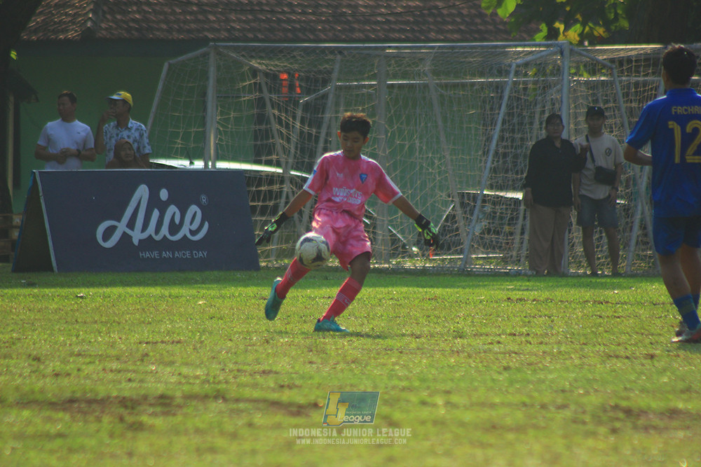 ijl u14 111025 pam jaya fa vs wins soccer school