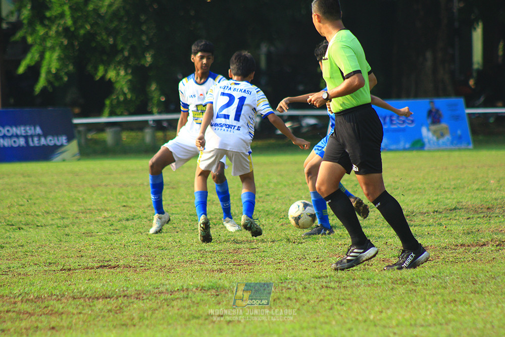 ijl u14 111025 pam jaya fa vs wins soccer school