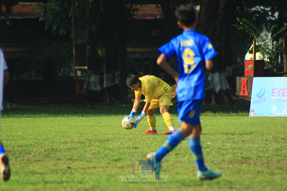 ijl u14 111025 pam jaya fa vs wins soccer school