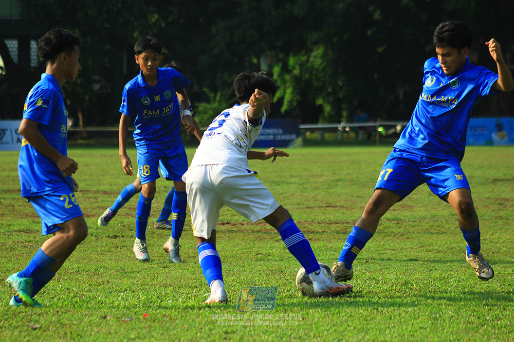 ijl u14 111025 pam jaya fa vs wins soccer school