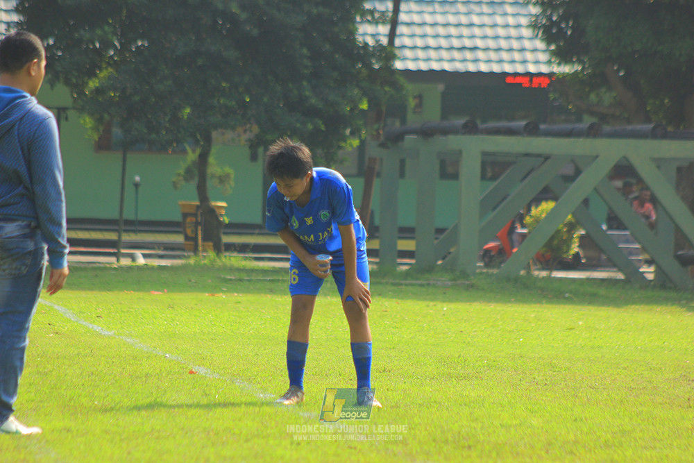 ijl u14 111025 pam jaya fa vs wins soccer school