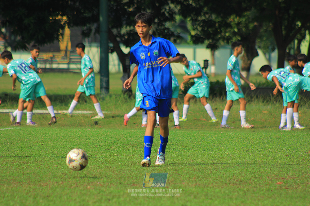 ijl u14 111025 pam jaya fa vs wins soccer school