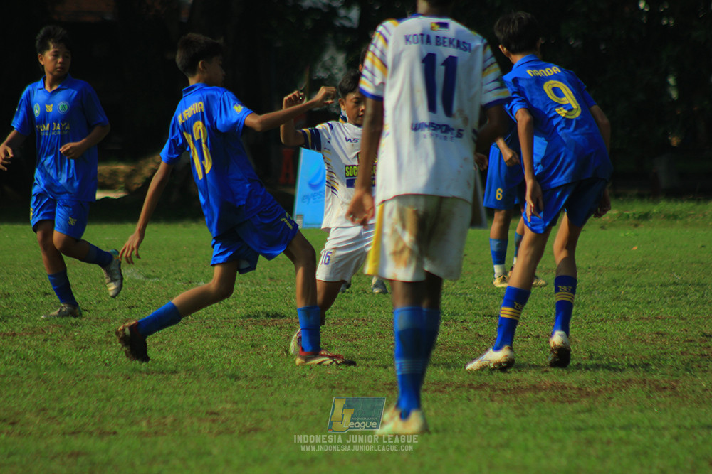 ijl u14 111025 pam jaya fa vs wins soccer school
