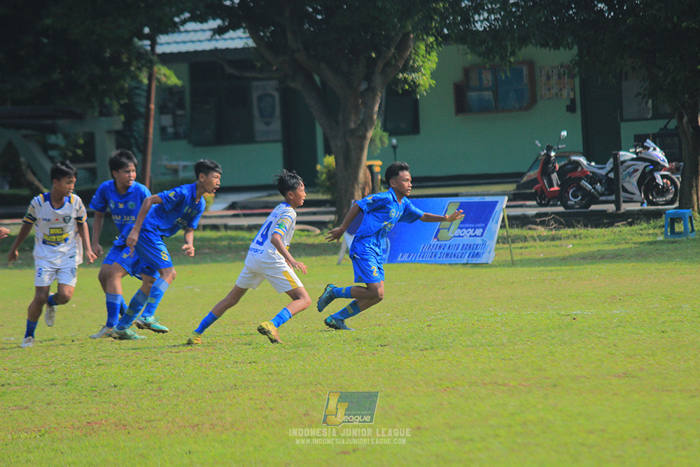 ijl u14 111025 pam jaya fa vs wins soccer school