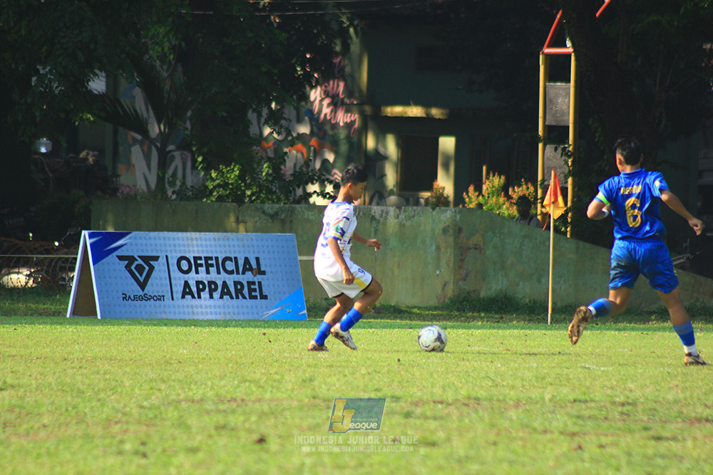 ijl u14 111025 pam jaya fa vs wins soccer school