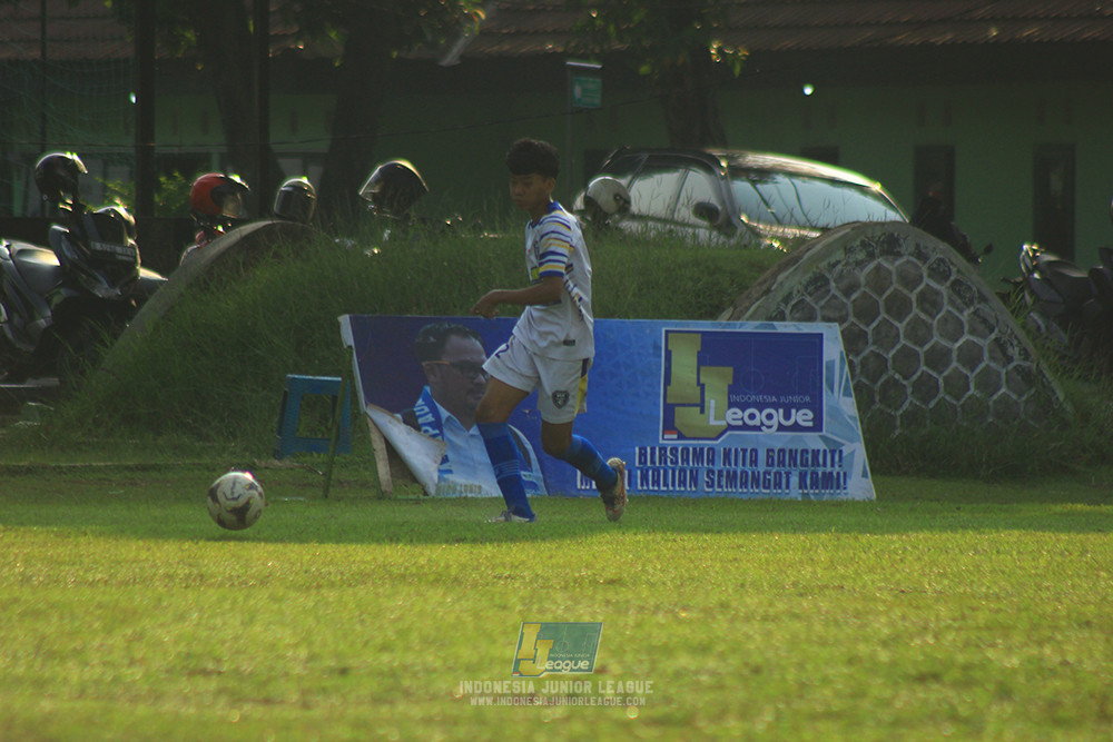 ijl u14 111025 pam jaya fa vs wins soccer school