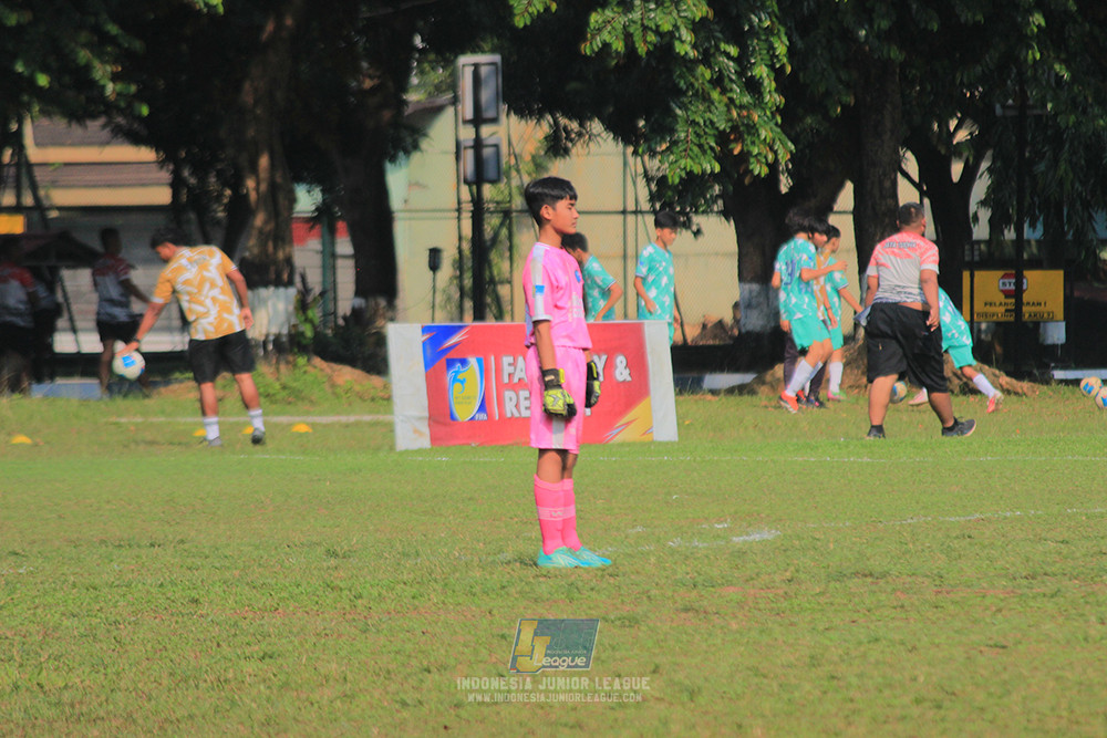 ijl u14 111025 pam jaya fa vs wins soccer school