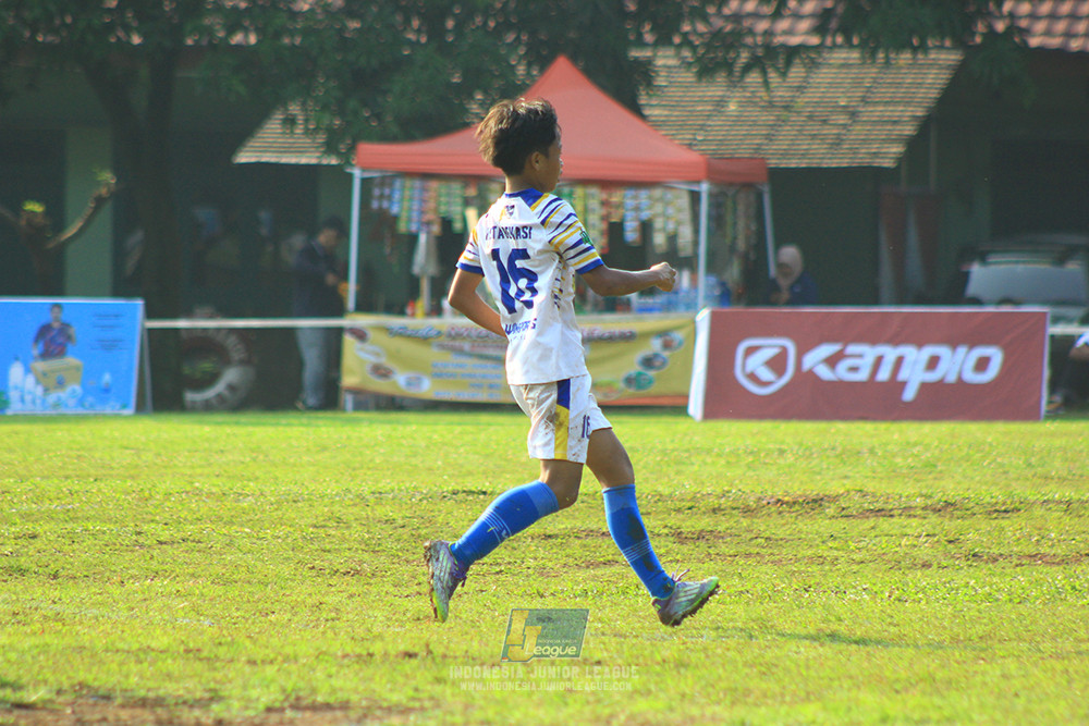 ijl u14 111025 pam jaya fa vs wins soccer school