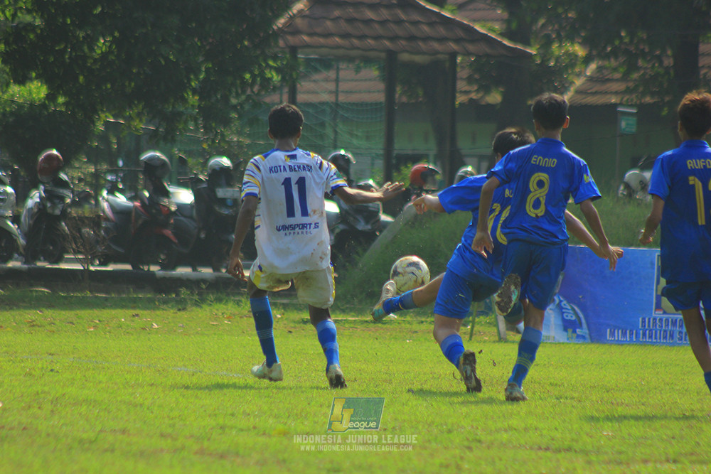 ijl u14 111025 pam jaya fa vs wins soccer school