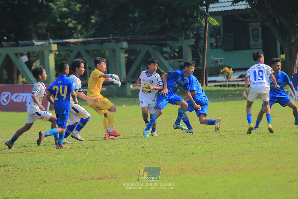 ijl u14 111025 pam jaya fa vs wins soccer school