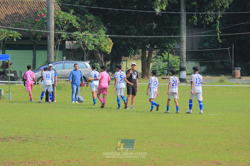 ijl u14 111025 pam jaya fa vs wins soccer school