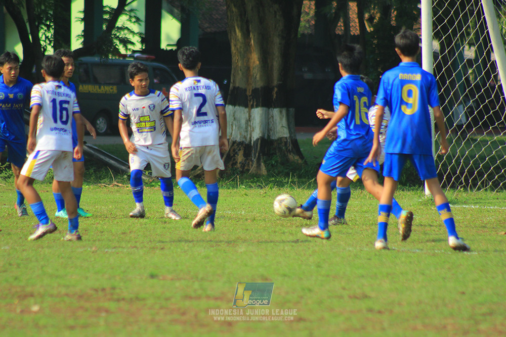 ijl u14 111025 pam jaya fa vs wins soccer school