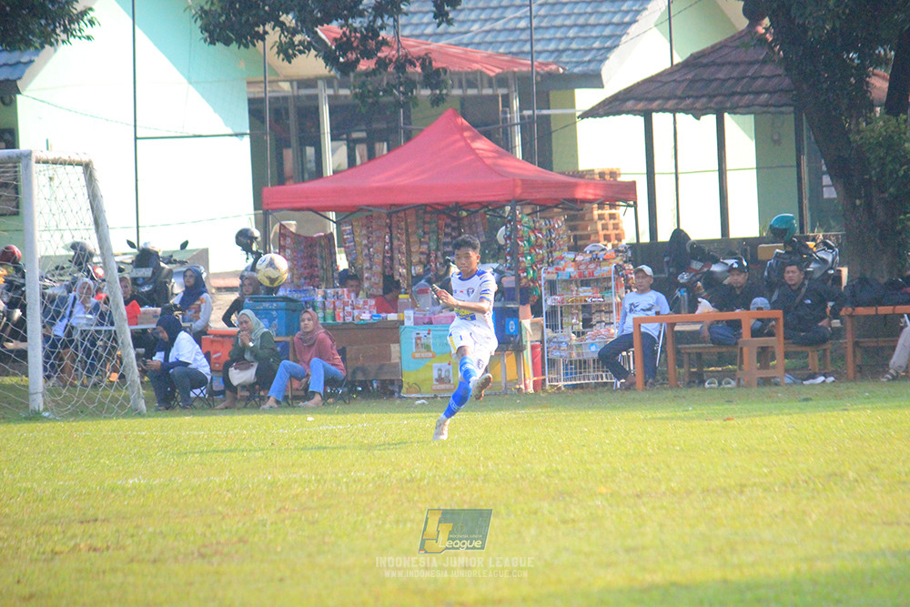 ijl u14 111025 pam jaya fa vs wins soccer school