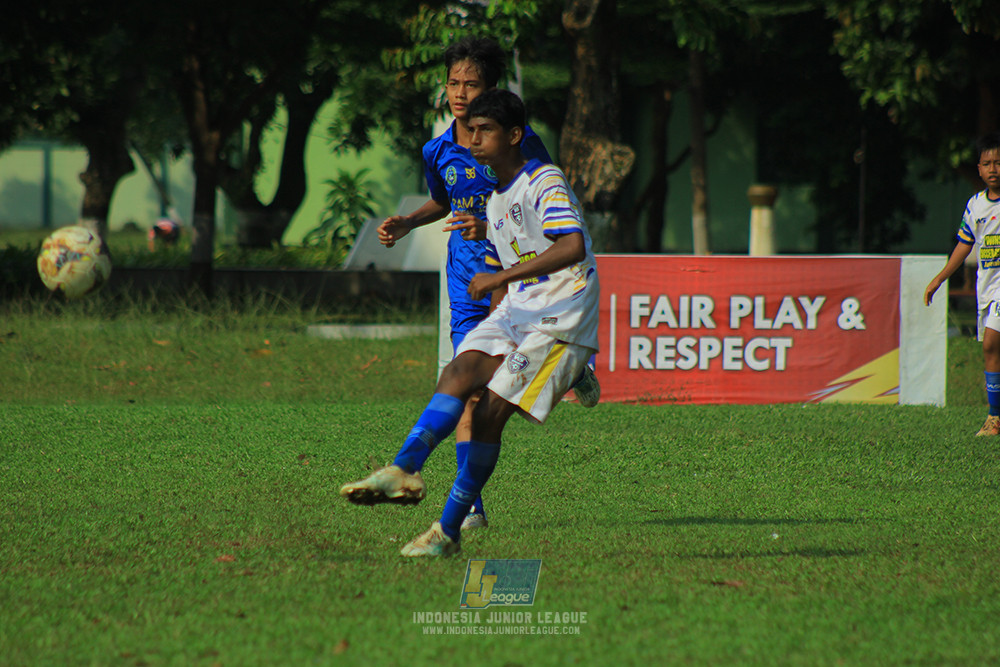 ijl u14 111025 pam jaya fa vs wins soccer school