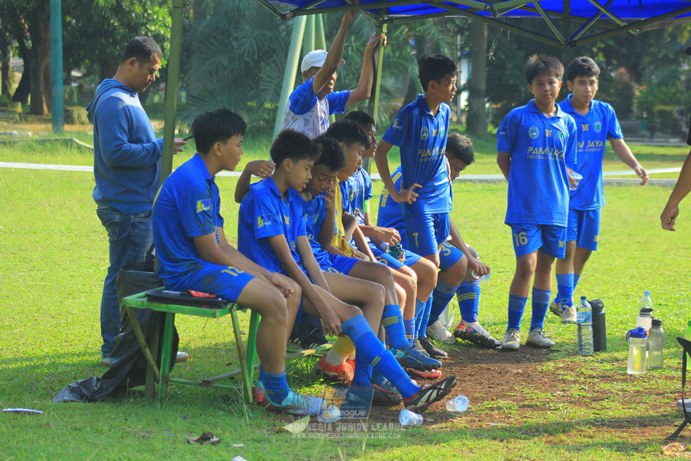 ijl u14 111025 pam jaya fa vs wins soccer school