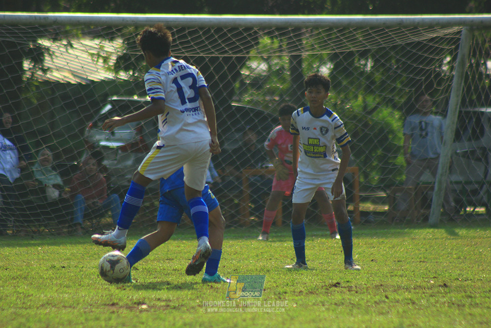 ijl u14 111025 pam jaya fa vs wins soccer school
