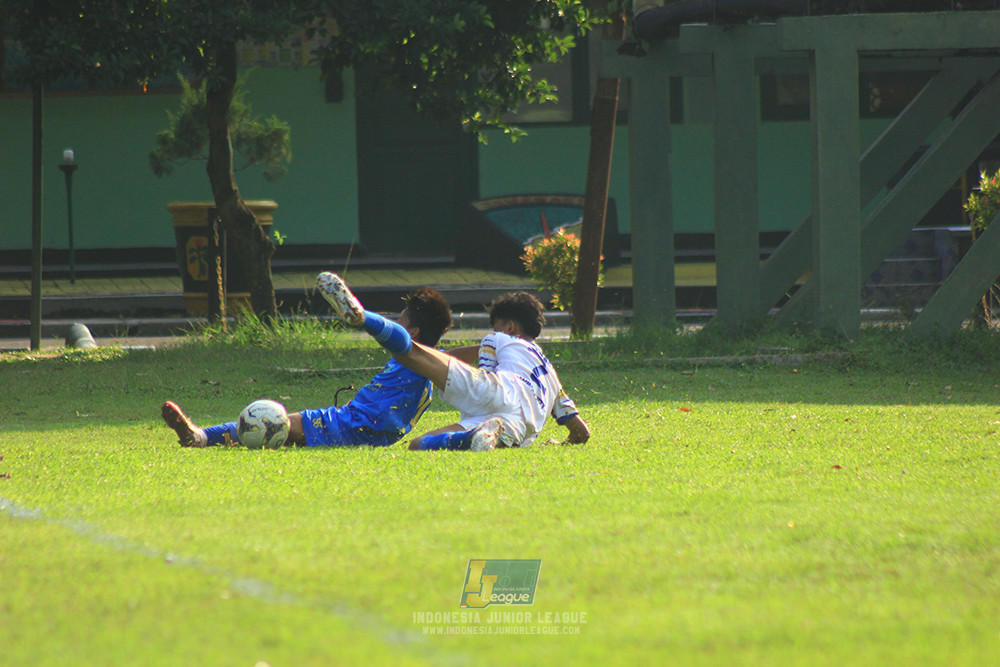 ijl u14 111025 pam jaya fa vs wins soccer school