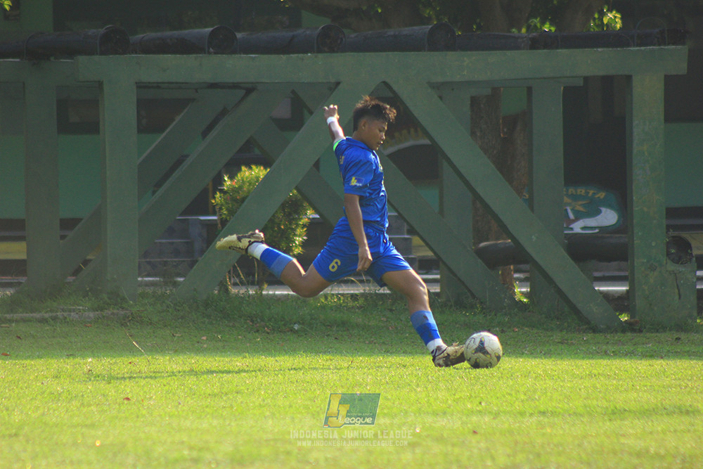 ijl u14 111025 pam jaya fa vs wins soccer school