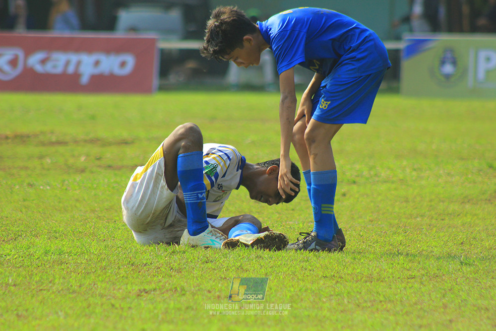 ijl u14 111025 pam jaya fa vs wins soccer school