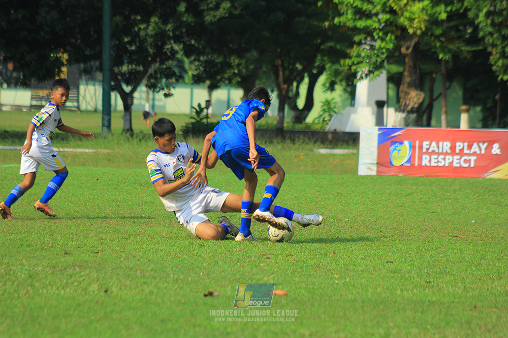 ijl u14 111025 pam jaya fa vs wins soccer school