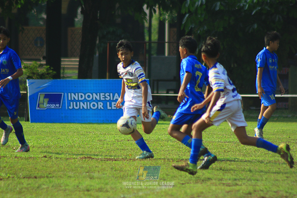 ijl u14 111025 pam jaya fa vs wins soccer school