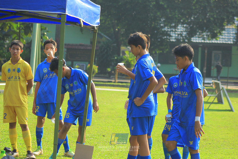 ijl u14 111025 pam jaya fa vs wins soccer school