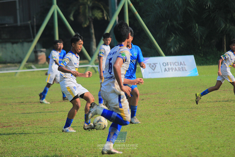 ijl u14 111025 pam jaya fa vs wins soccer school