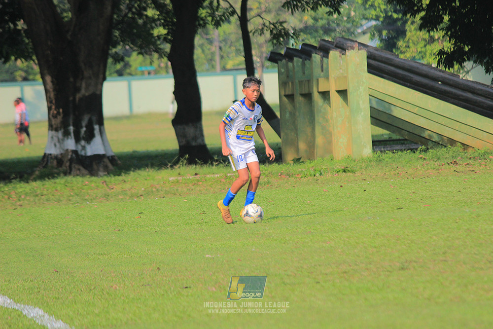ijl u14 111025 pam jaya fa vs wins soccer school
