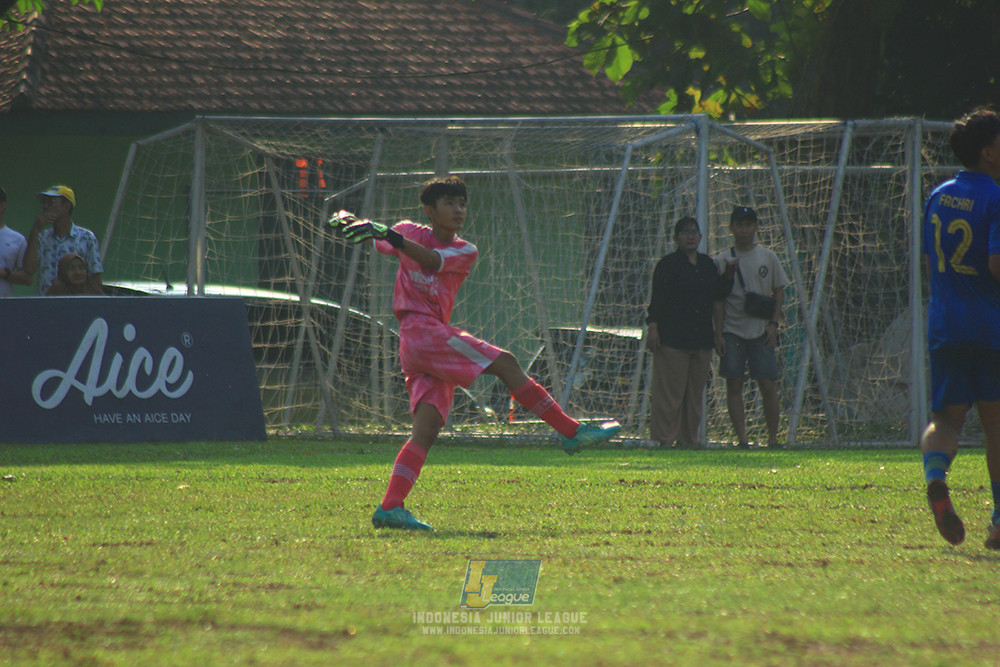 ijl u14 111025 pam jaya fa vs wins soccer school