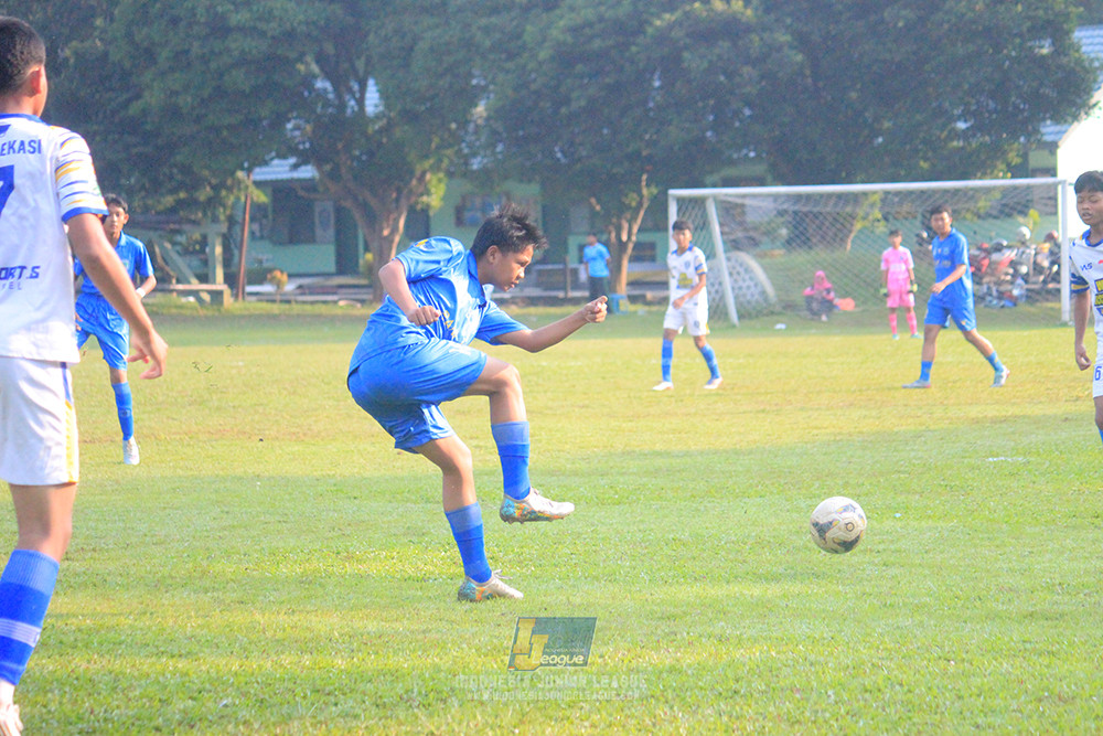 ijl u14 111025 pam jaya fa vs wins soccer school