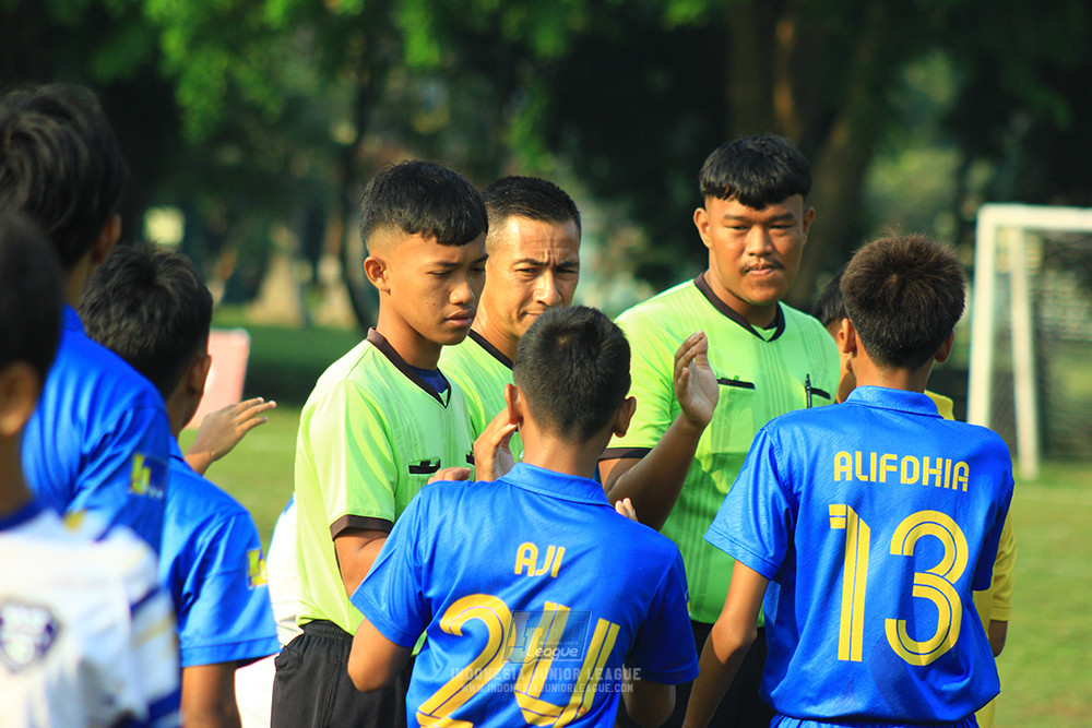 ijl u14 111025 pam jaya fa vs wins soccer school