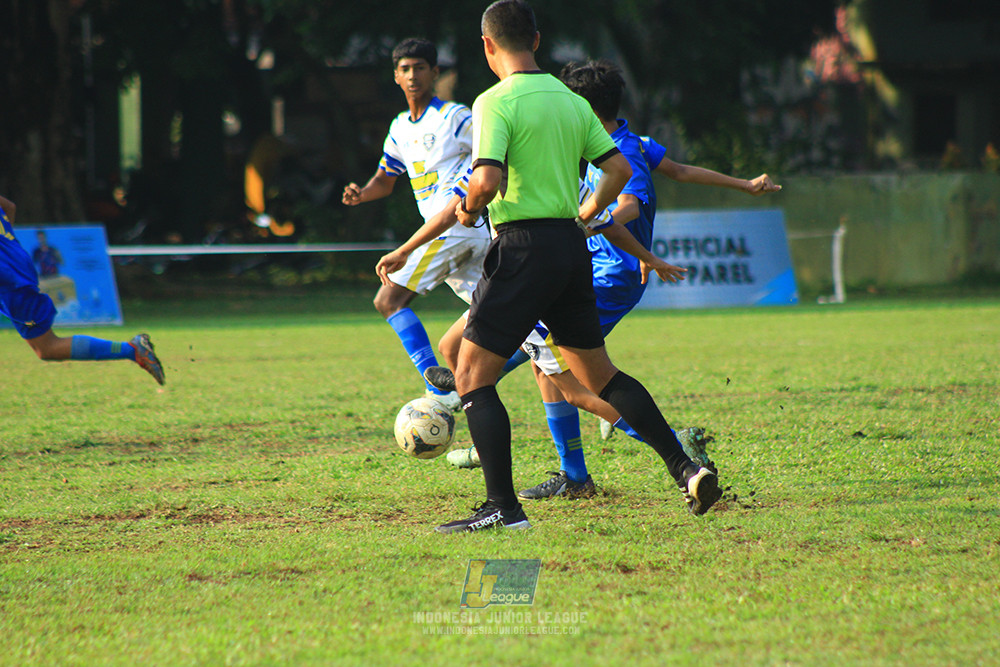 ijl u14 111025 pam jaya fa vs wins soccer school