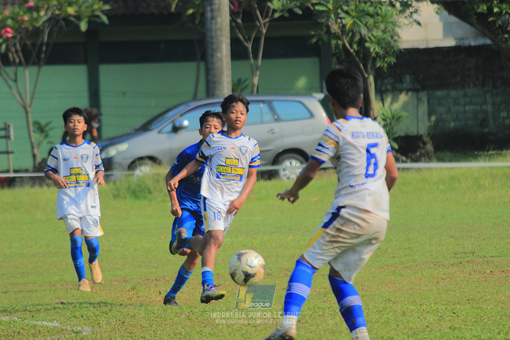 ijl u14 111025 pam jaya fa vs wins soccer school