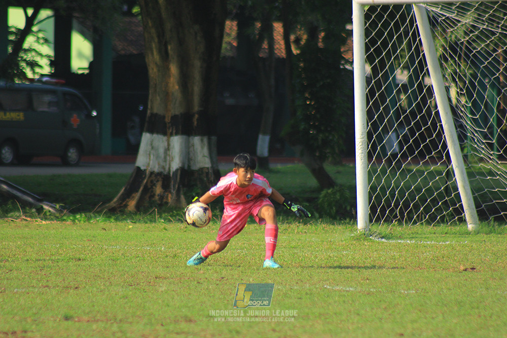 ijl u14 111025 pam jaya fa vs wins soccer school