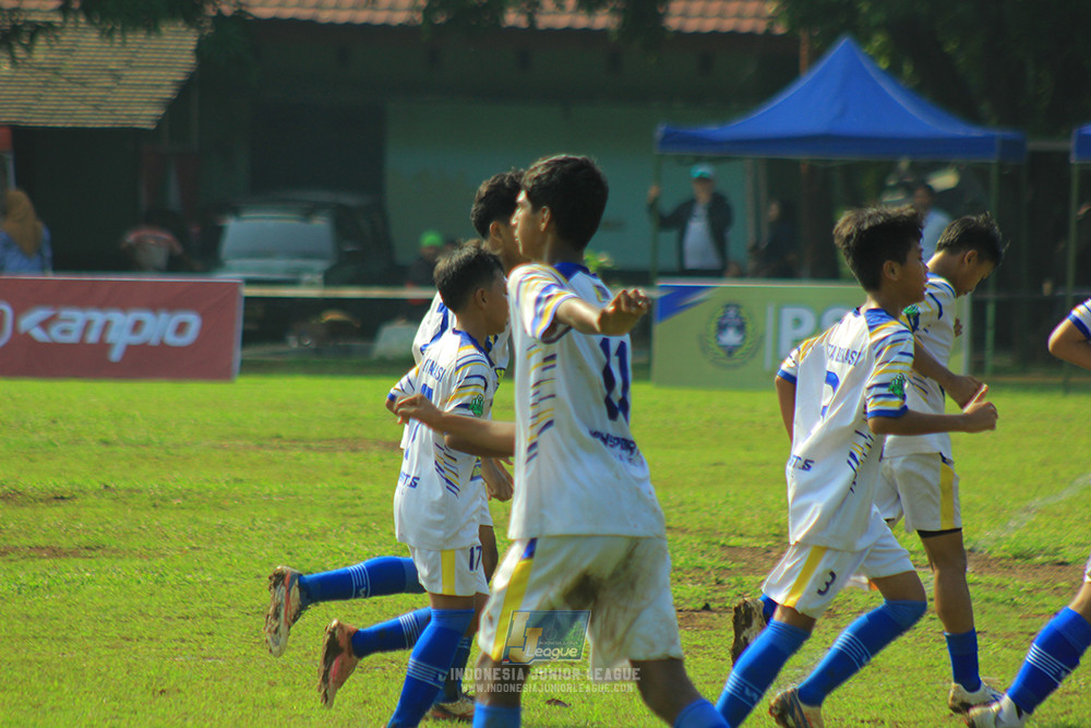 ijl u14 111025 pam jaya fa vs wins soccer school