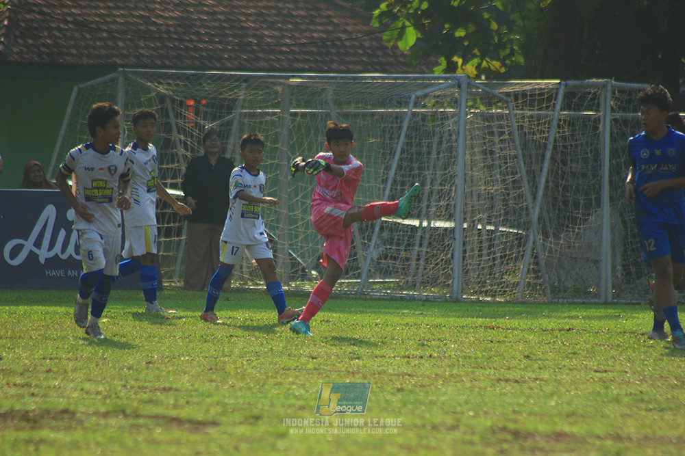 ijl u14 111025 pam jaya fa vs wins soccer school