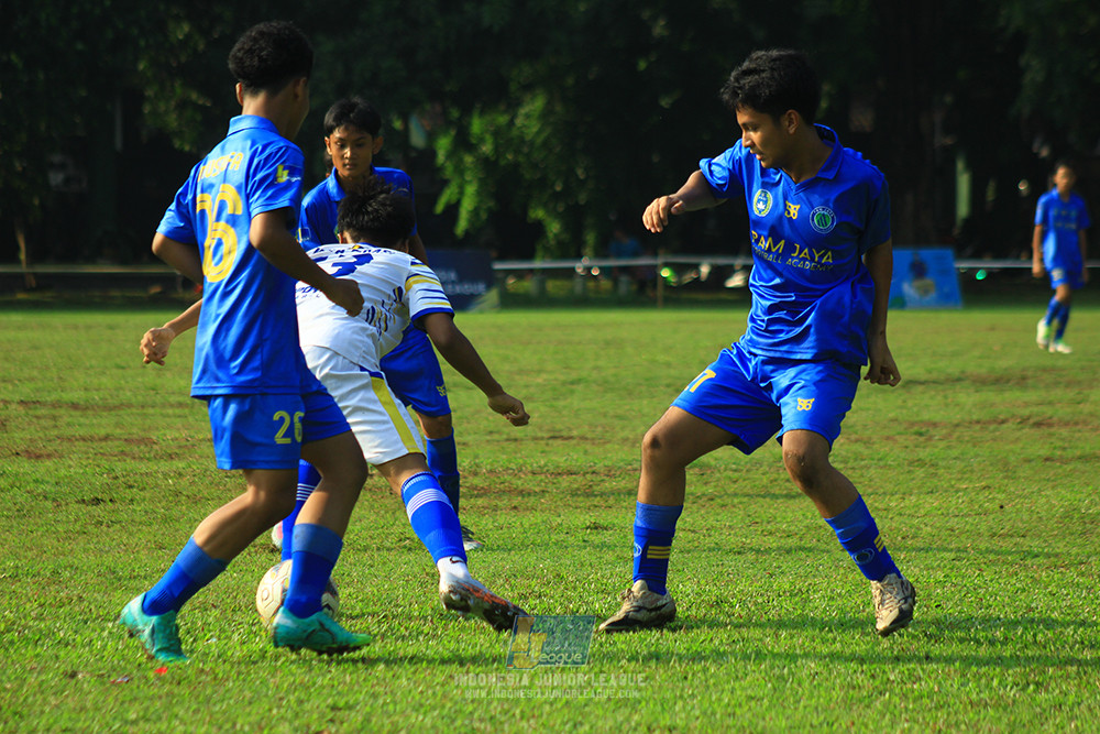 ijl u14 111025 pam jaya fa vs wins soccer school