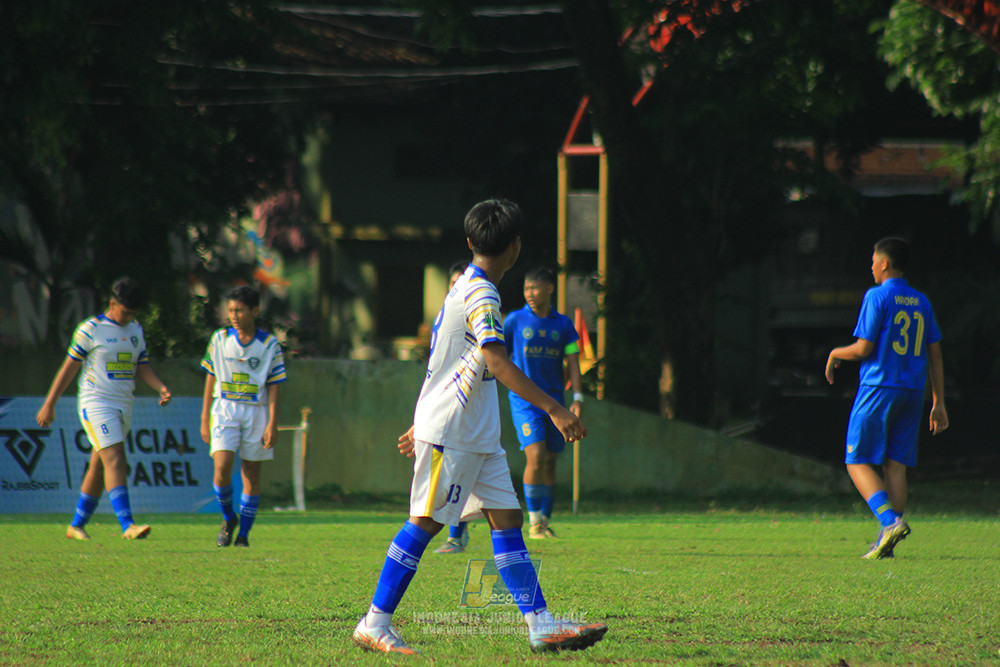 ijl u14 111025 pam jaya fa vs wins soccer school